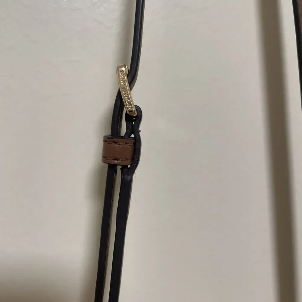 Michael Kors Jet Set Vanilla Multifunctional  Crossbody Wallet Handbag